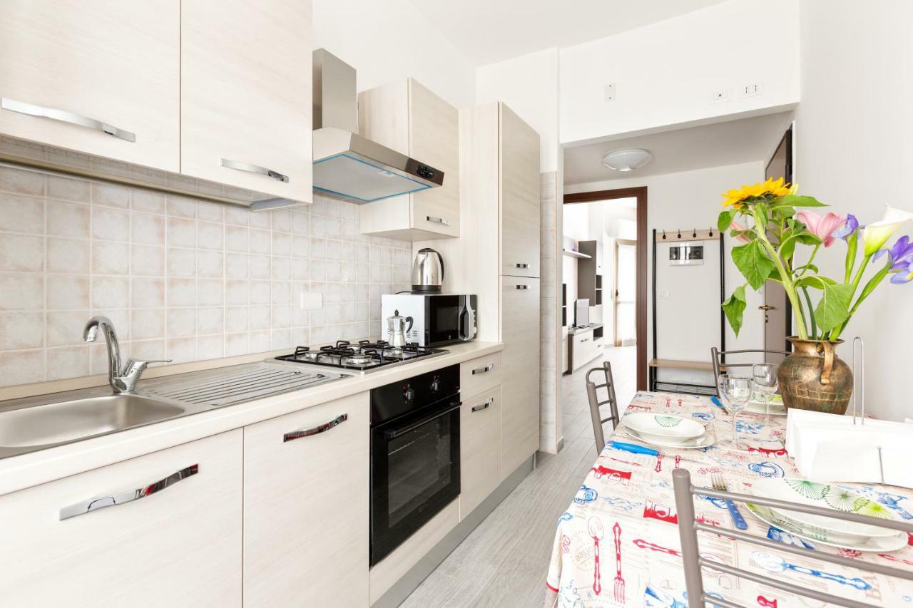 Renewed Balcony Flat With Garden Apartment